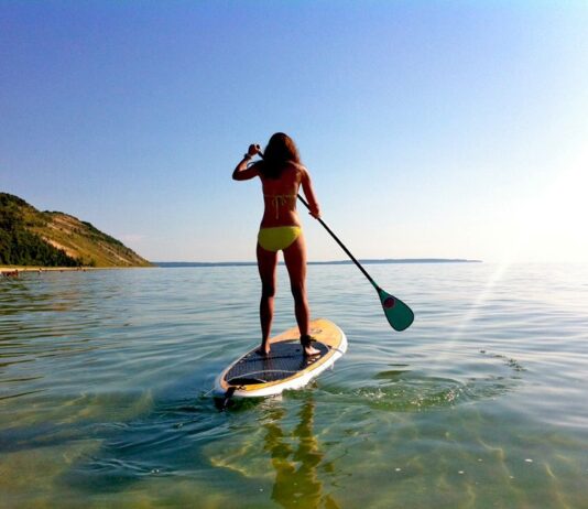 Roc 10’5 Inflatable Stand Up Paddle Board Review